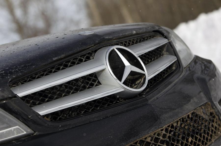  Mercedes-Benz C350 4Matic 2012 года  (фото 3 из 29)